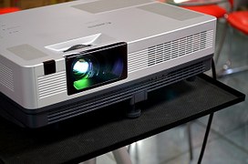 beamer-315646__180
